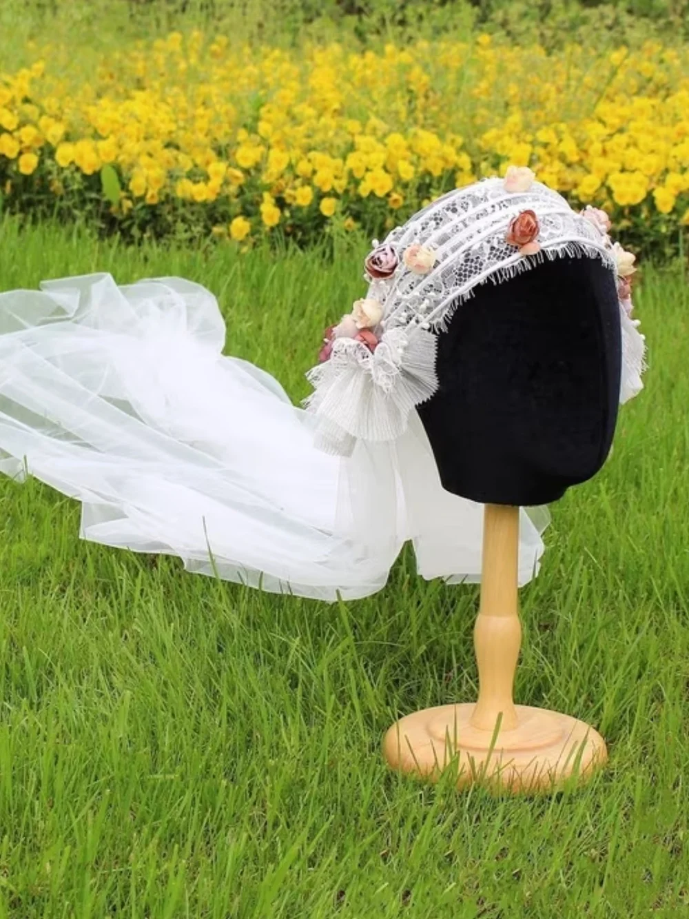 Vintage Floral Bridal Headband Off White